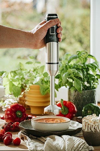 AD 4628 Blender ręczny z funkcją turbo i kruszenia lodu AD 4628 Blender ręczny z funkcją turbo i kruszenia lodu